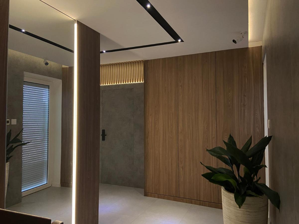 Apartments Tomislav 诺瓦利娅 外观 照片